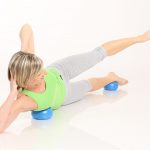 Pilates mit den Redondo Ball minis – 10 effektive Übungen mit Fitnessexpertin Gabi Fastner