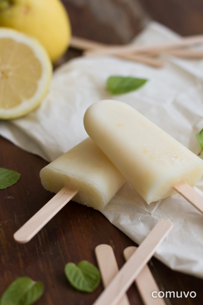 Selbst gemachtes Zitronen Buttermilch Eis | comuvo Blog